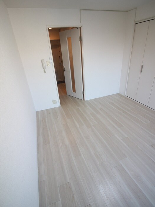 物件内観写真15　(居室)