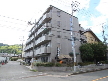 レオ松本外観写真