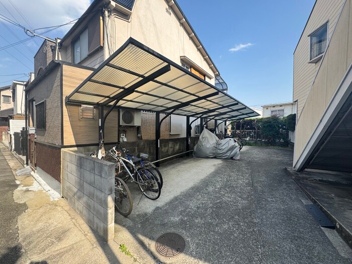物件外観写真6　(駐輪場)