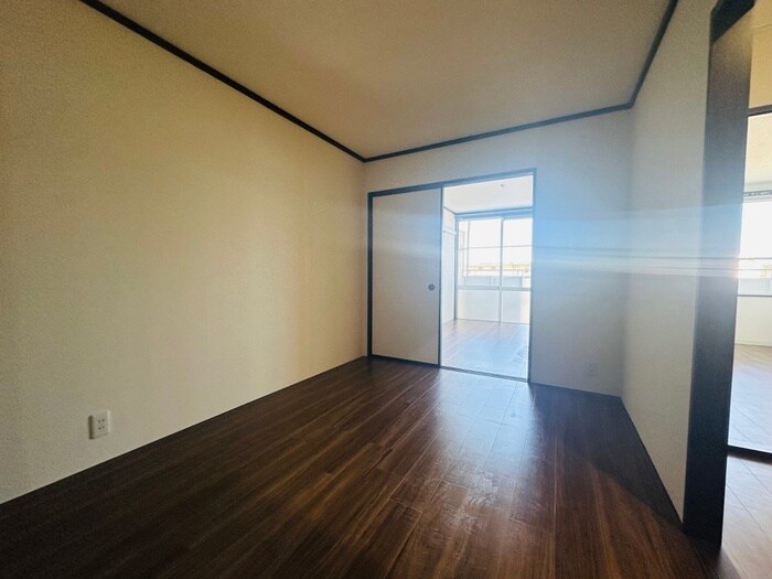 物件内観写真19　(居室)