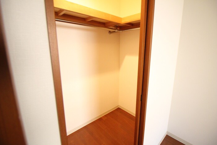 物件内観写真11　(収納)