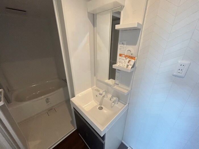 物件内観写真12　(洗面)