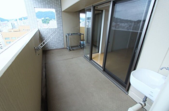 物件内観写真8　(ベランダ・バルコニー)