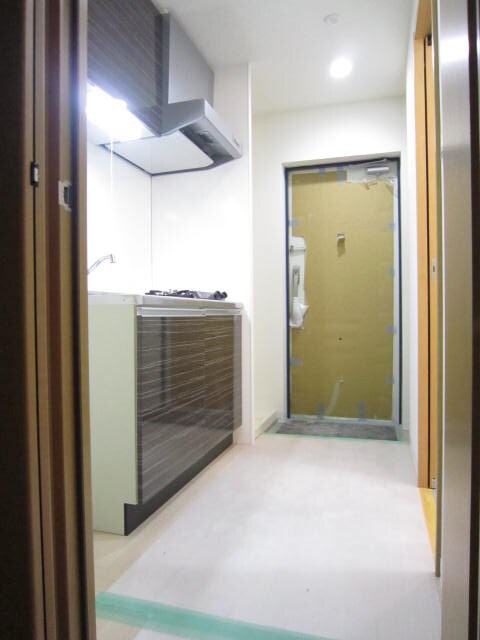 物件内観写真7　(玄関)