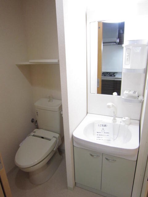 物件内観写真13　(洗面)