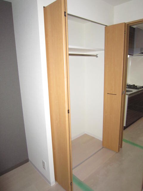 物件内観写真16　(収納)