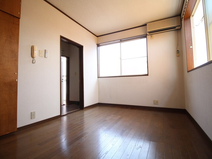 物件内観写真15　(居室)