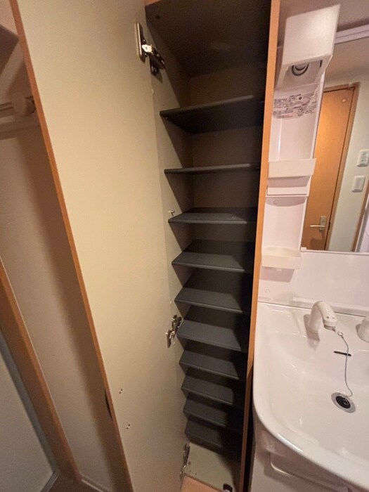 物件内観写真15　(靴箱)