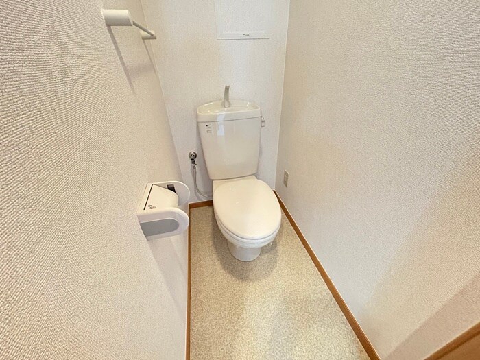 物件内観写真11　(トイレ)