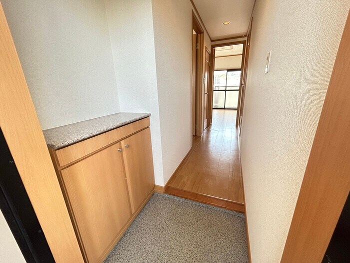 物件内観写真19　(廊下)