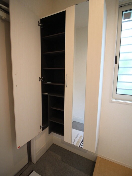 物件内観写真18　(靴箱)