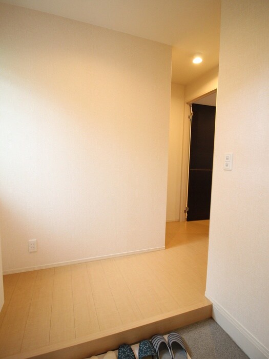 物件内観写真19　(廊下)