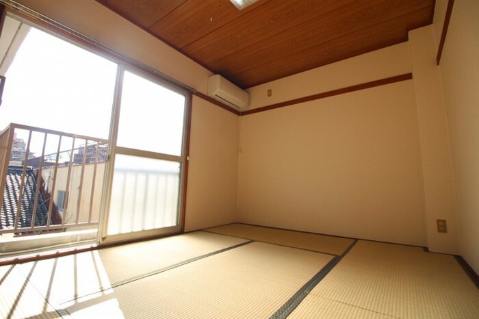 物件内観写真9　(居室)