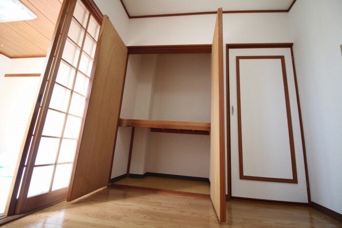 物件内観写真11　(収納)