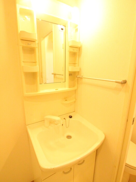 物件内観写真10　(洗面)