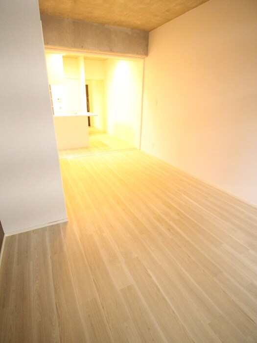 物件内観写真18　(居室)