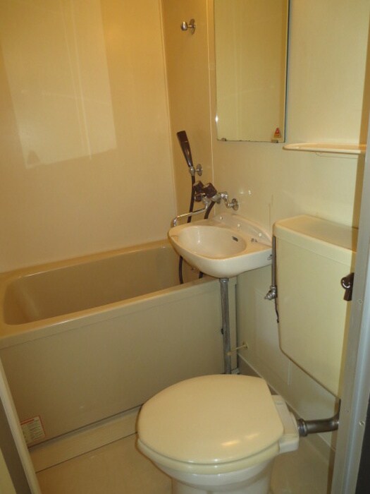 物件内観写真11　(トイレ)