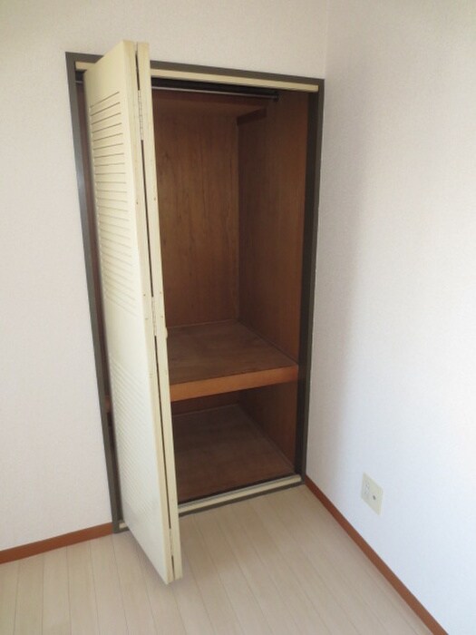 物件内観写真14　(収納)