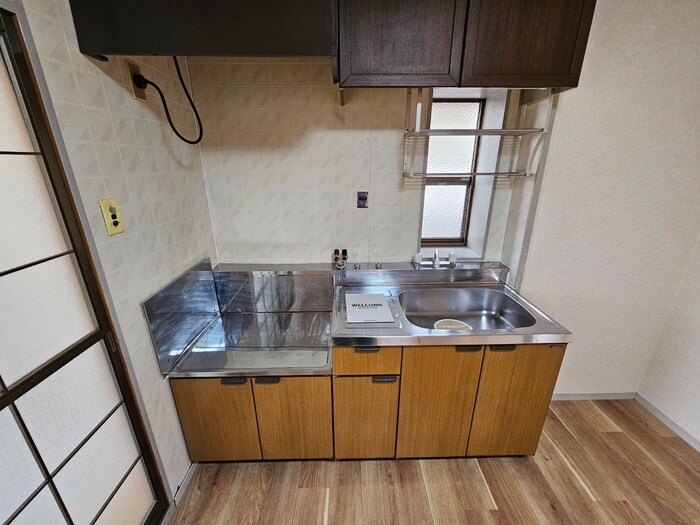 物件内観写真8　(キッチン)