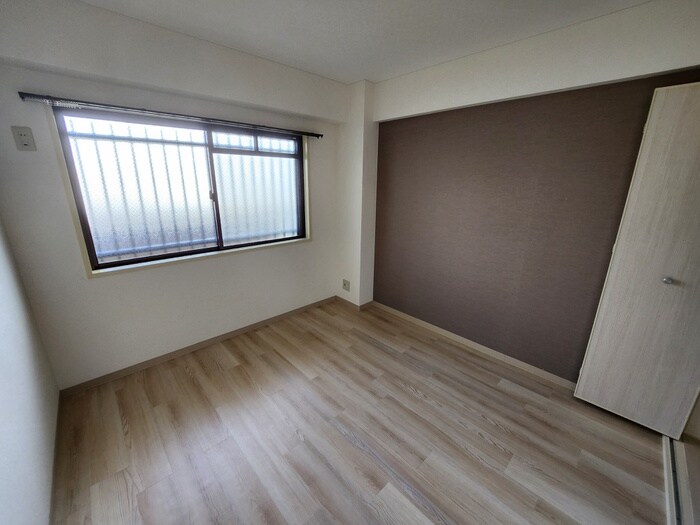 物件内観写真21　(居室)