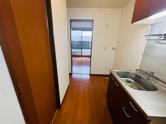 物件内観写真10　(居室)