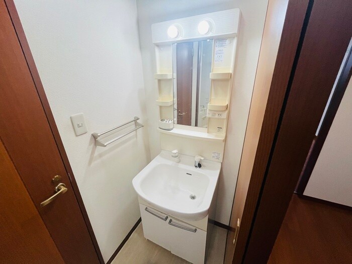 物件内観写真14　(洗面)