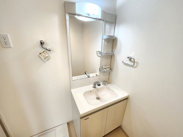 物件内観写真9　(洗面)