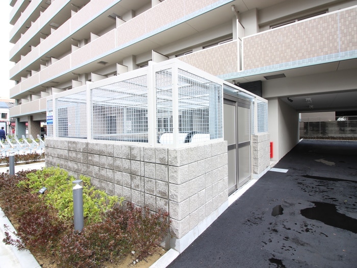 物件外観写真4　(建物設備)