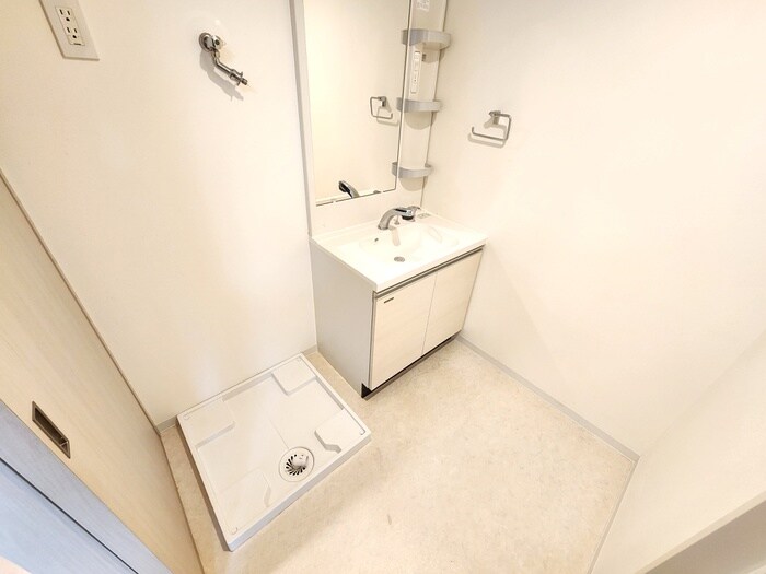 物件内観写真12　(洗濯機置場)