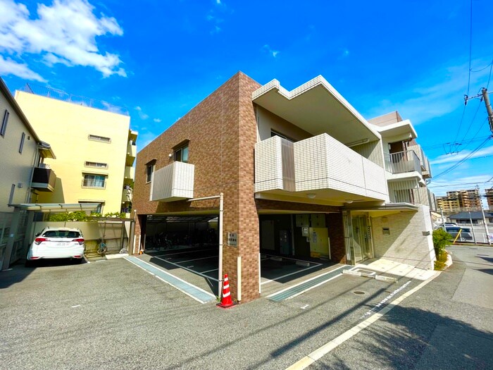 物件外観写真2　(外観写真)