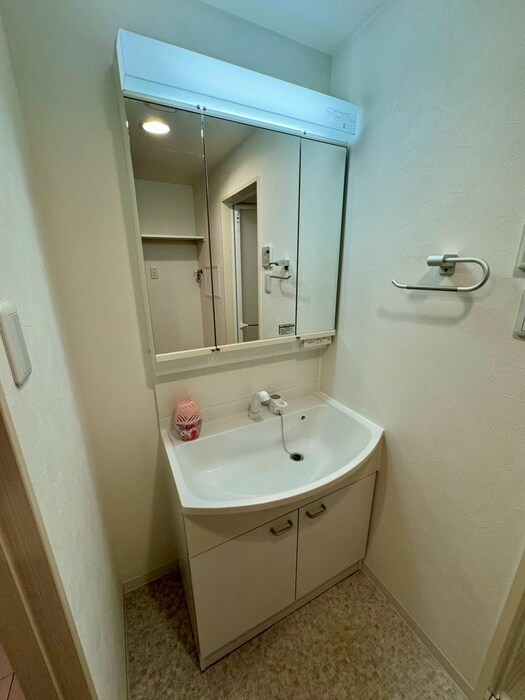 物件内観写真12　(洗面)