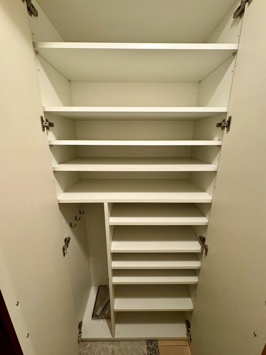 物件内観写真18　(靴箱)