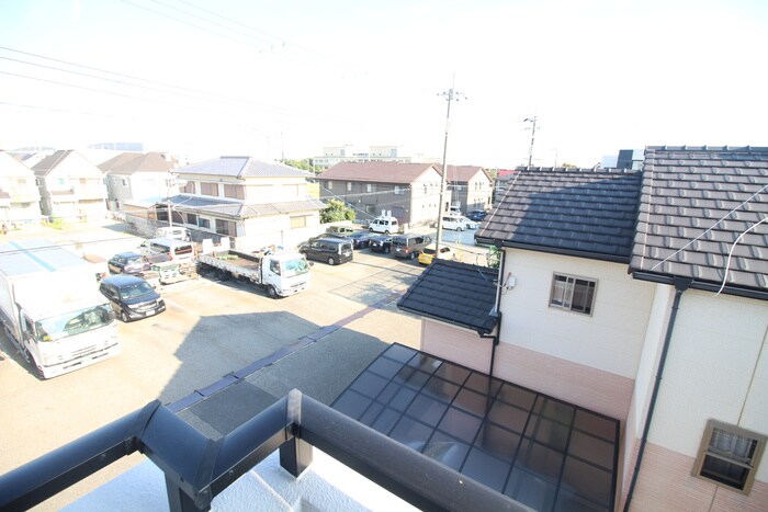 物件内観写真16　(室内からの展望)