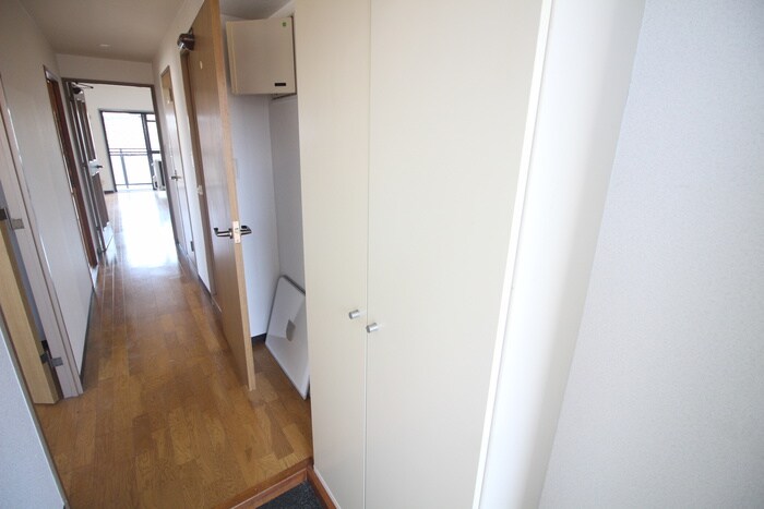 物件内観写真18　(靴箱)