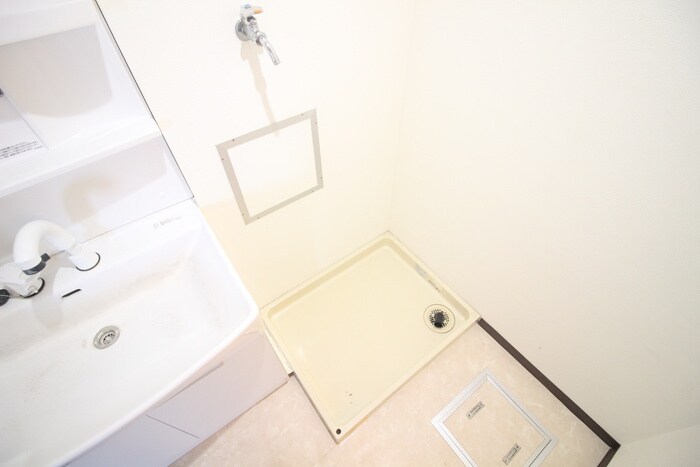 物件内観写真19　(洗濯機置場)