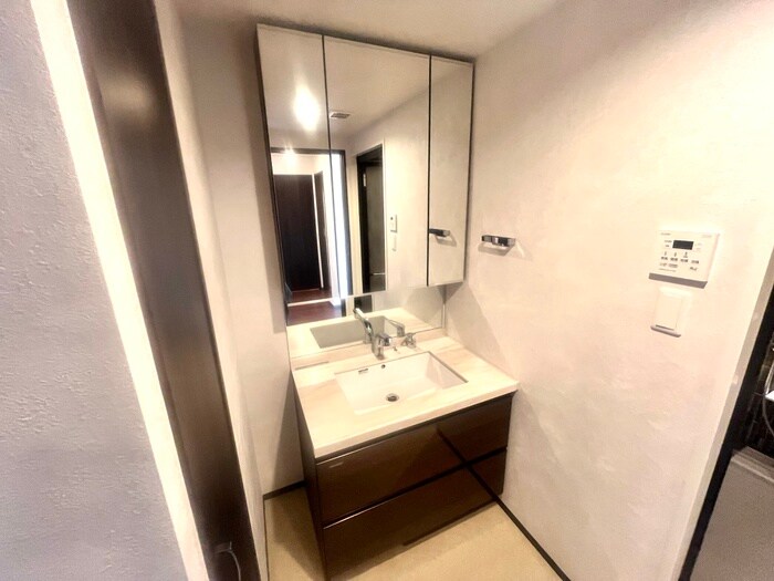 物件内観写真10　(洗面)