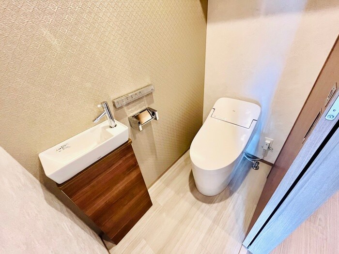 物件内観写真11　(トイレ)