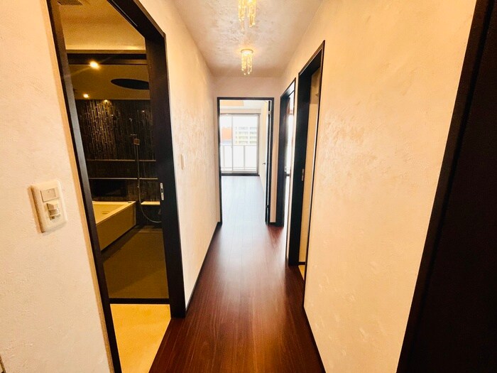 物件内観写真15　(廊下)