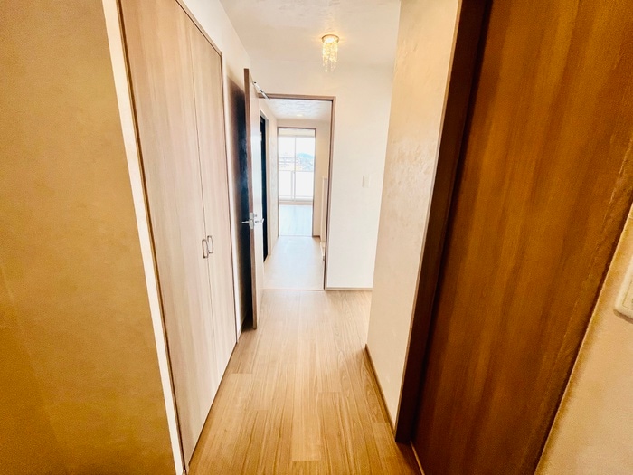 物件内観写真15　(廊下)