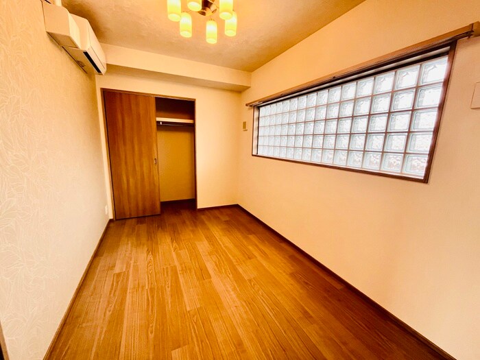 物件内観写真16　(居室)