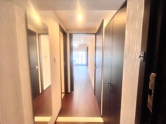 物件内観写真18　(廊下)