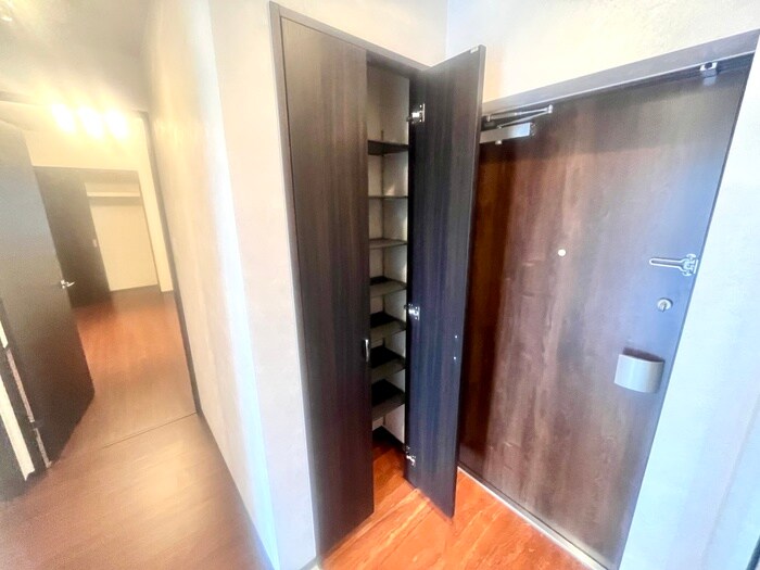 物件内観写真18　(靴箱)