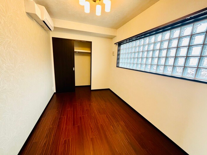 物件内観写真18　(居室)