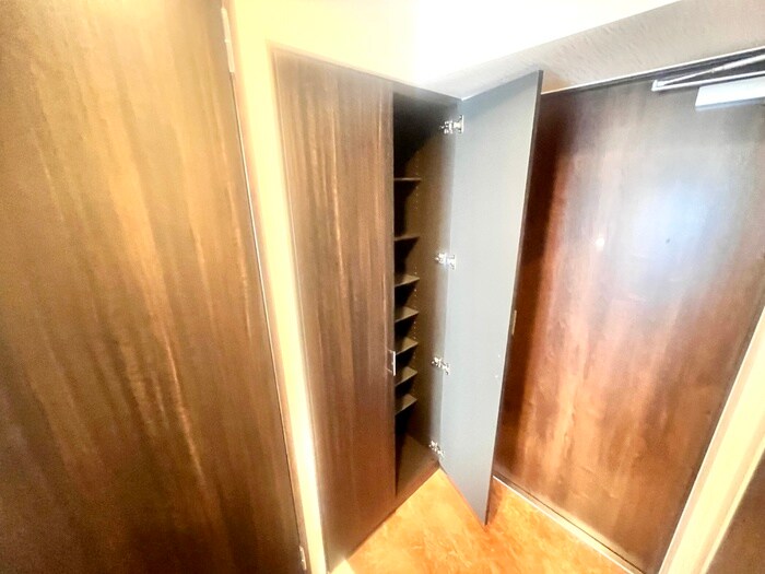 物件内観写真19　(靴箱)