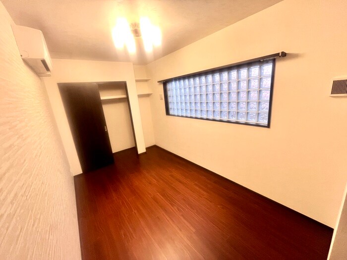 物件内観写真19　(居室)