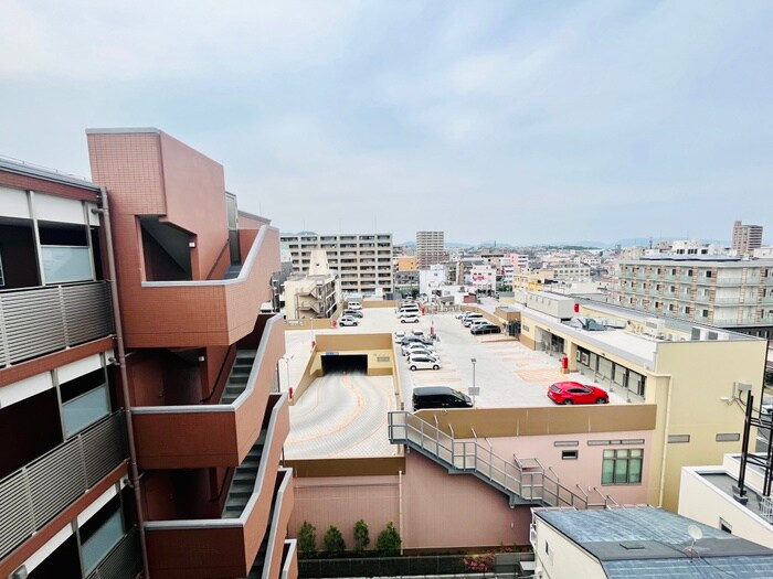 物件内観写真20　(室内からの展望)