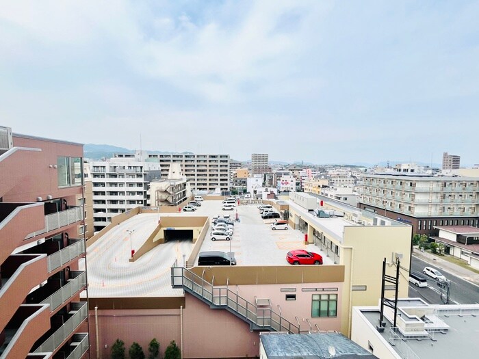 物件内観写真20　(室内からの展望)