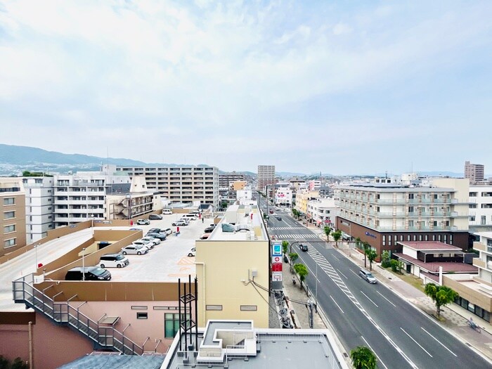 物件内観写真20　(室内からの展望)