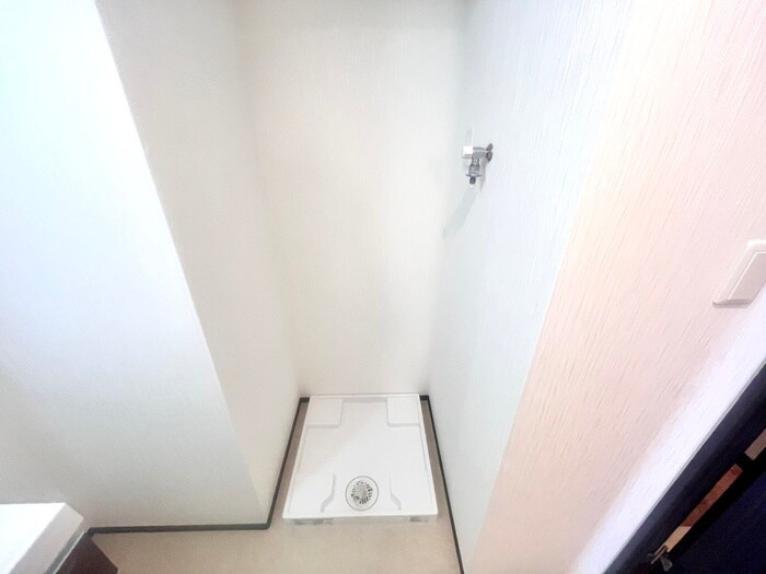 物件内観写真21　(洗濯機置場)