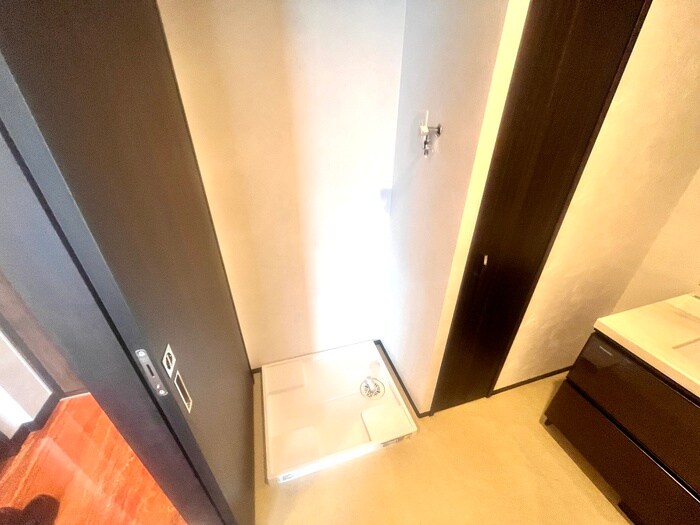物件内観写真21　(洗濯機置場)